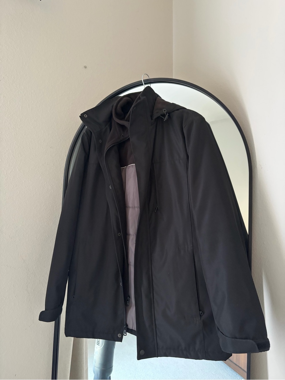Calvin Klein men’s water resistant shell jacket